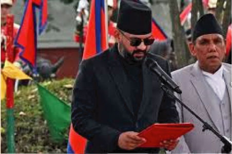 নেপালের ইতিহাসে সর্বকনিষ্ঠ প্রধানমন্ত্রী বালেন্দ্র শাহের শপথ