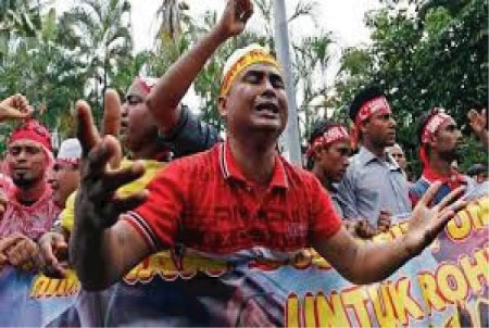 মালয়েশিয়ায় রোহিঙ্গাবিরোধী প্রচারণা : বহিষ্কারে সাড়ে ৪ লাখ স্বাক্ষর