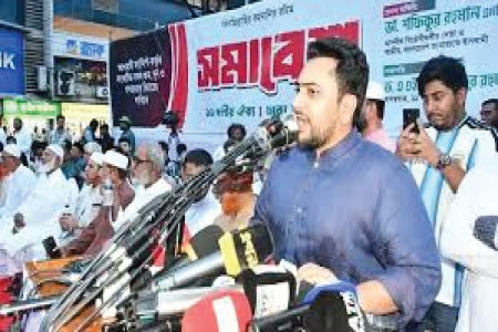 গণহত্যার বিচার না হলে সরকার পাঁচ বছর টিকবে না : নাহিদ