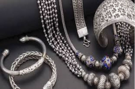 রুপার ভরি বেড়েছে ১৭৫ টাকা : নতুন দাম কার্যকর