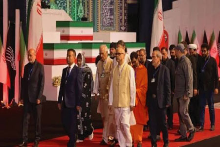 শতাধিক দেশের প্রতিনিধিদের উপস্থিতিতে ইরানে খামেনির জানাজা হবে