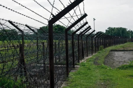 পুশ-ইন নিয়ে বাড়ছে উত্তেজনা : মুখোমুখি বাংলাদেশ-ভারত