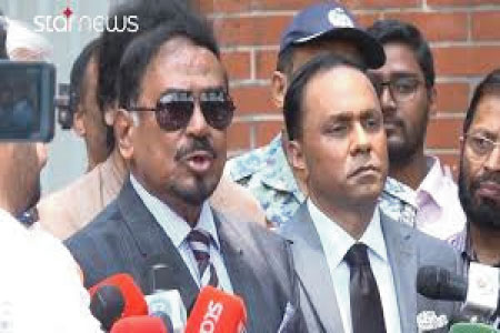 জুলাই জাদুঘরে স্পিকার : শেখ হাসিনাকে নিয়ে কড়া সমালোচনা